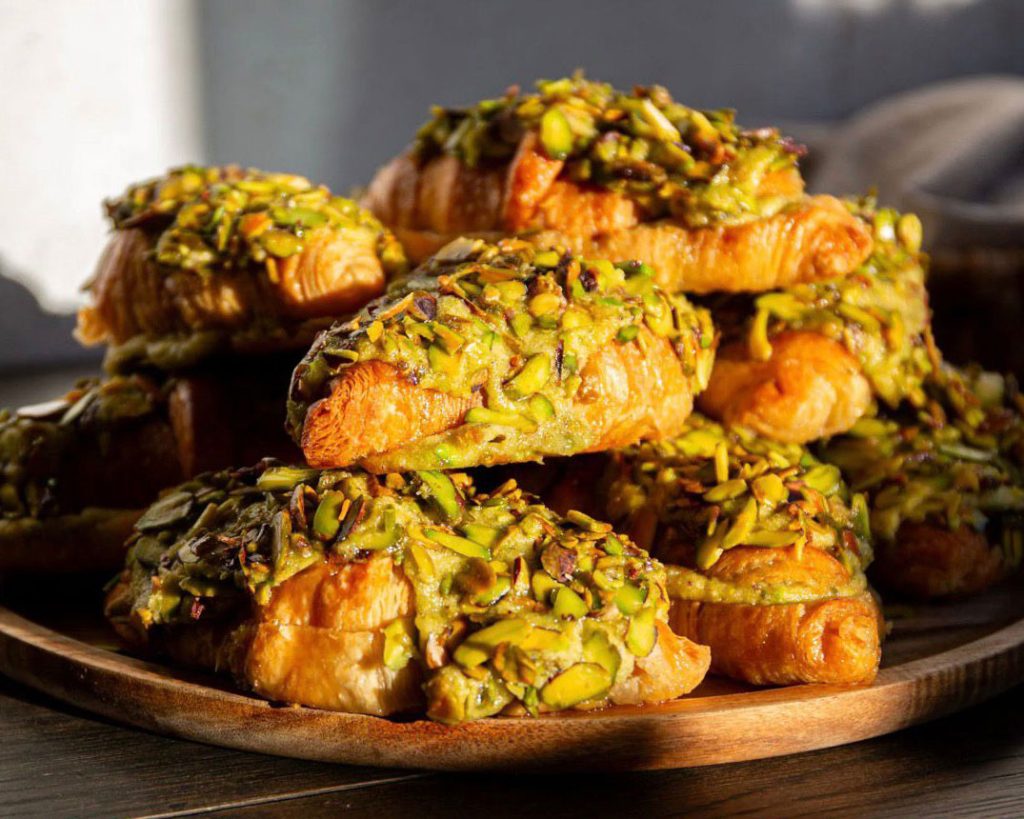 blooms-coffee-bar-pistachio-croissants-in-leeds
